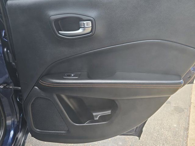 Used 2020 Jeep Compass Limited image 16