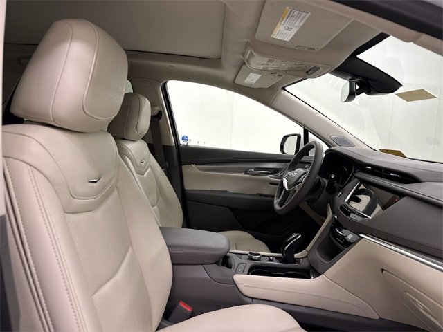 Certified 2025 Cadillac XT5 Premium Luxury image 24