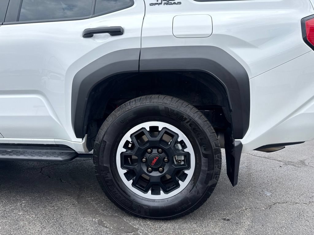 Used 2025 Toyota 4Runner TRD Off-Road Premium AWD/4WD image 50