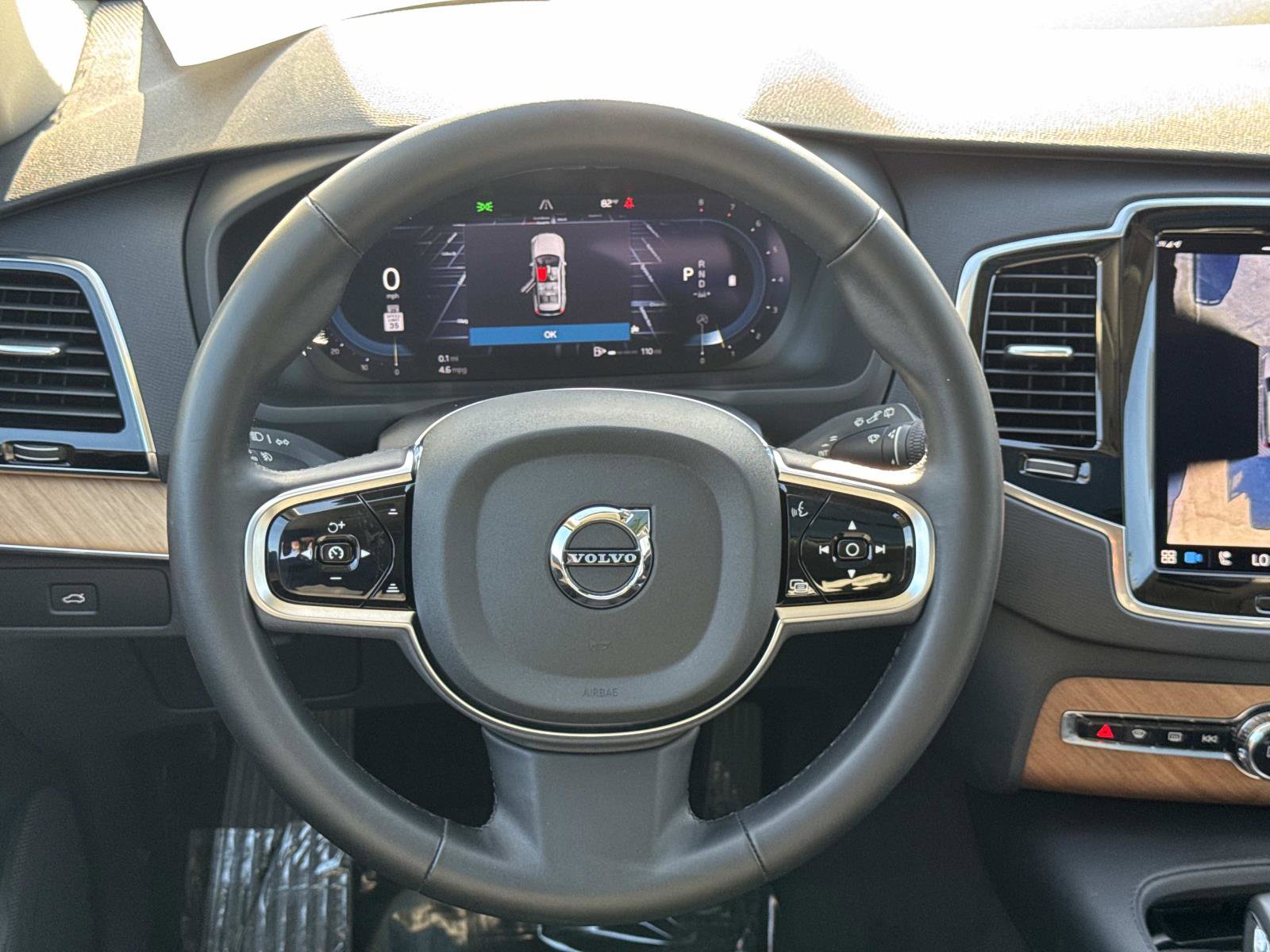 Used 2024 Volvo XC90 B5 Plus AWD/4WD image 8