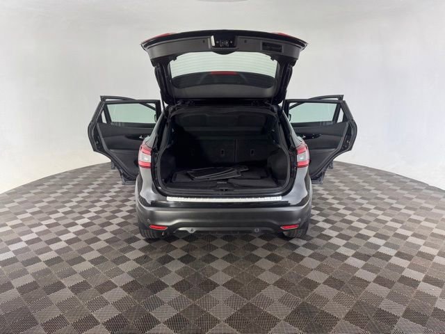 Certified 2021 Nissan Rogue Sport SV AWD/4WD image 15