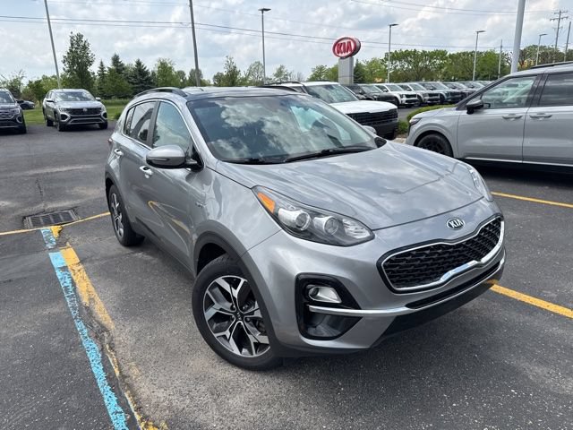 Used 2022 Kia Sportage EX AWD/4WD image 1