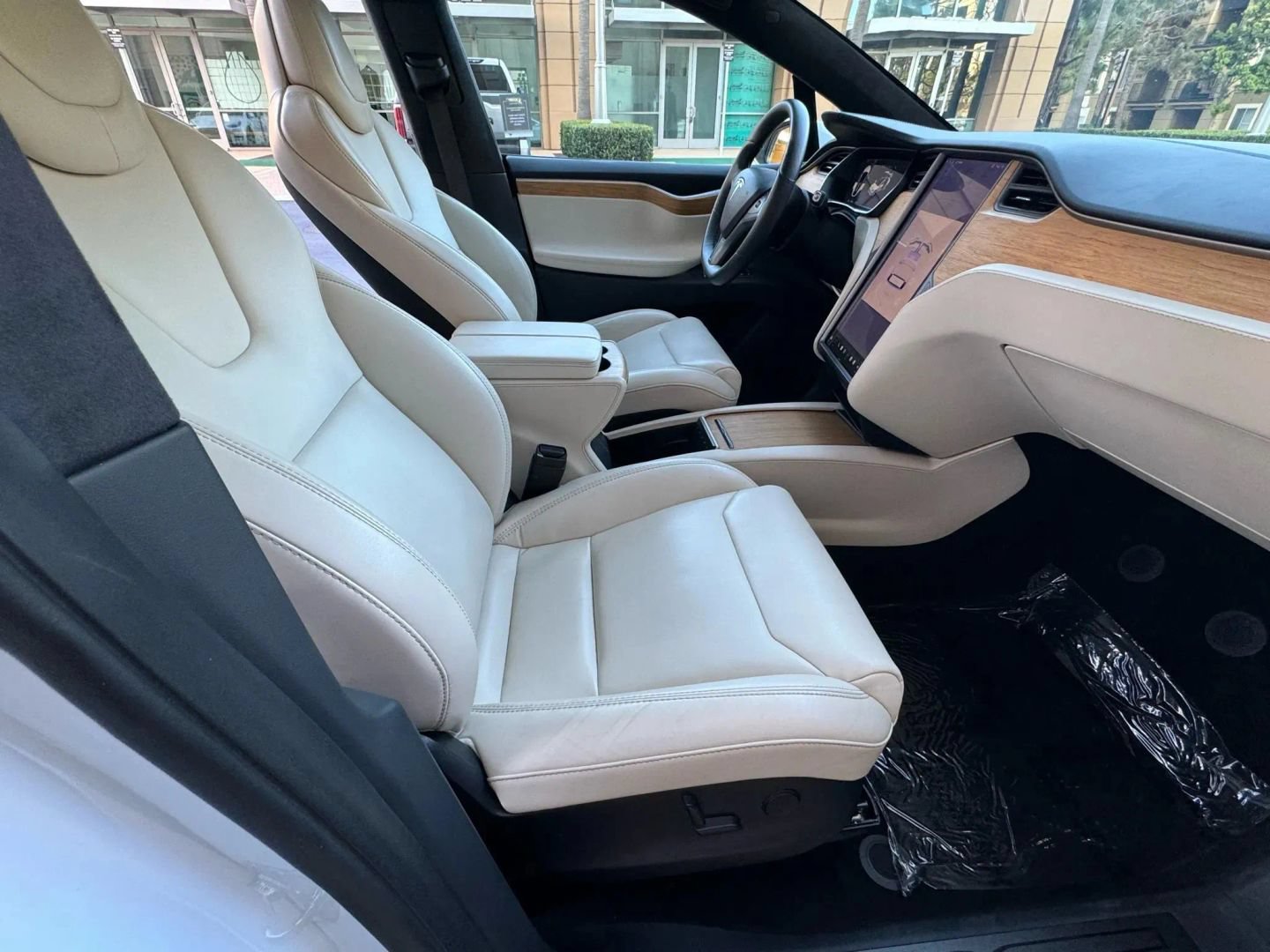 Used 2019 Tesla Model X Long Range AWD/4WD image 14