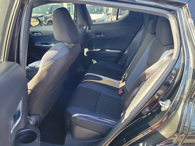 Used 2020 Toyota C-HR XLE FWD image 10