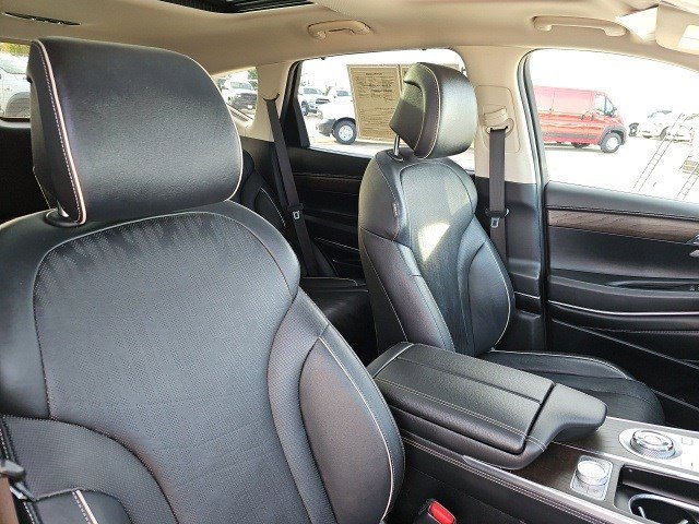 Used 2023 Genesis GV80 2.5T w/ Advanced Package image 12