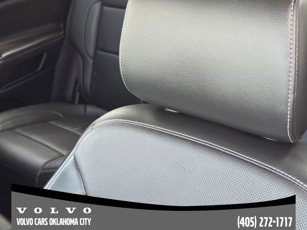Used 2021 GMC Acadia SLT FWD image 14
