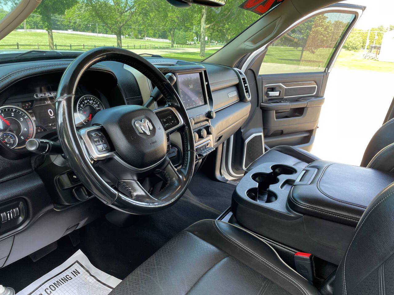 Used 2020 RAM 2500 Laramie AWD/4WD image 11