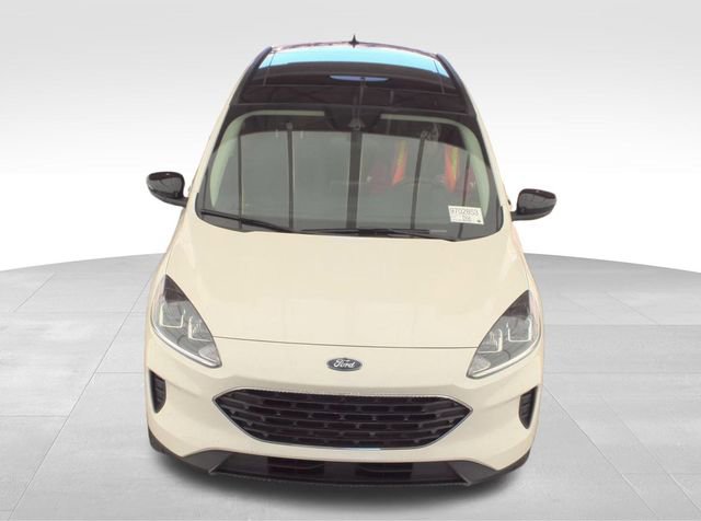 Used 2022 Ford Escape SE w/ SE Sport Appearance Package image 7