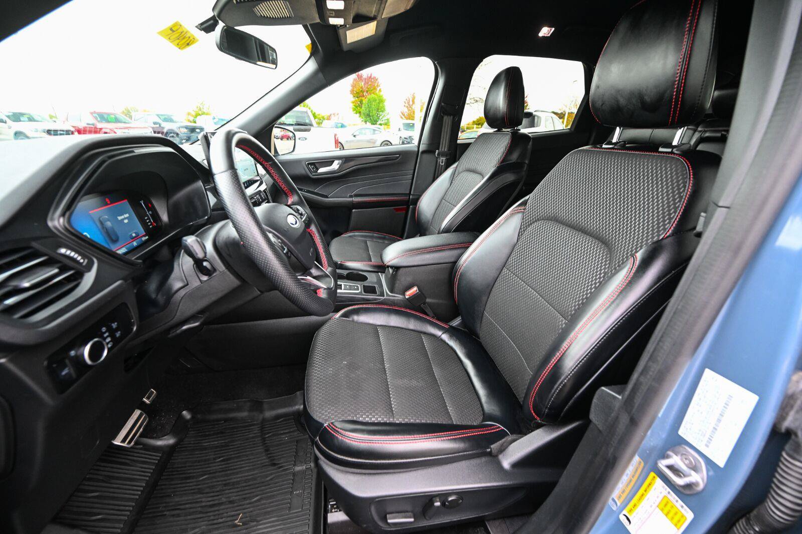 Used 2024 Ford Escape ST-Line w/ Tech Pack #1 AWD/4WD image 19