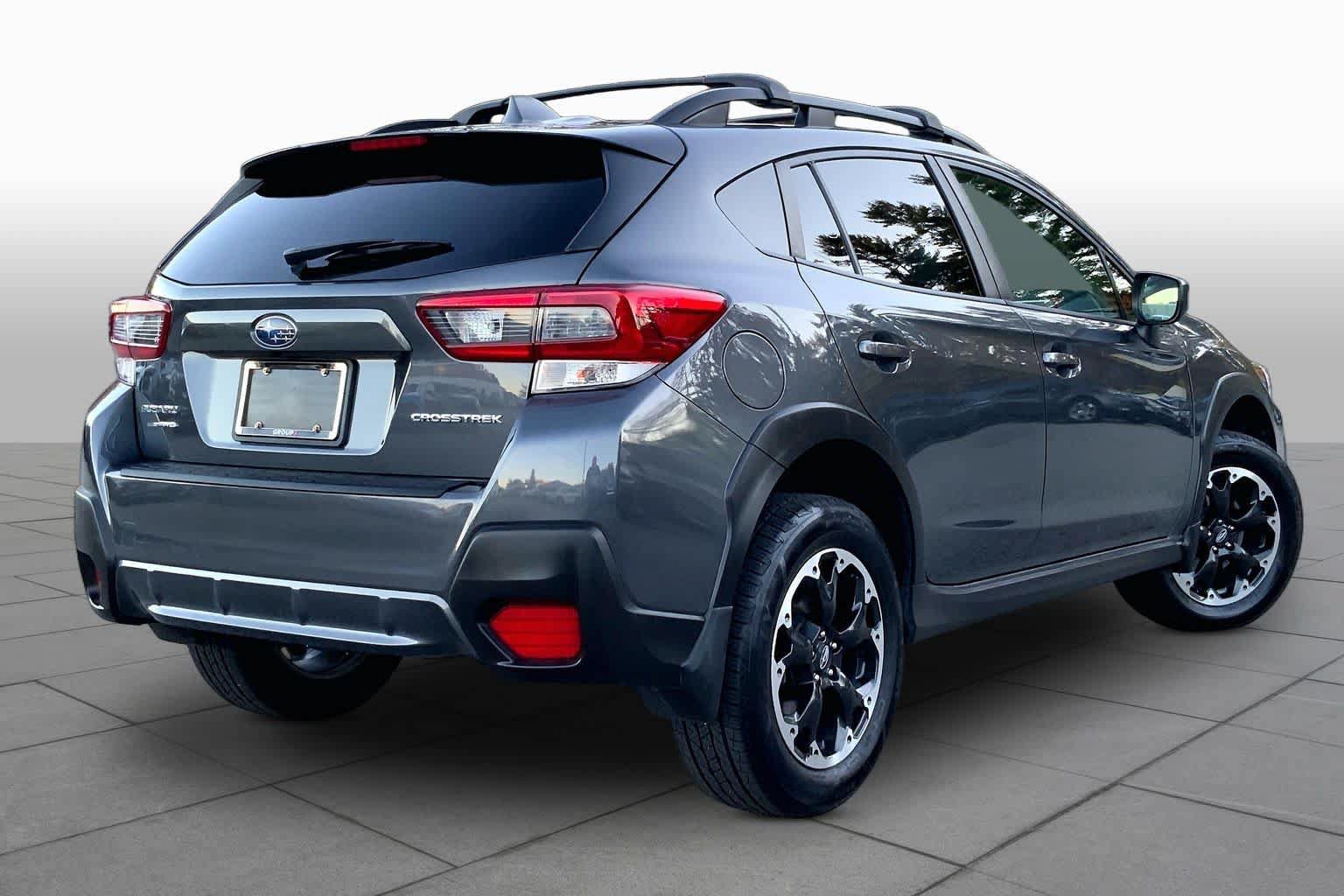 Used 2023 Subaru Crosstrek 2.0i Premium AWD/4WD image 13