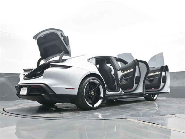 Used 2022 Porsche Taycan Turbo S image 27