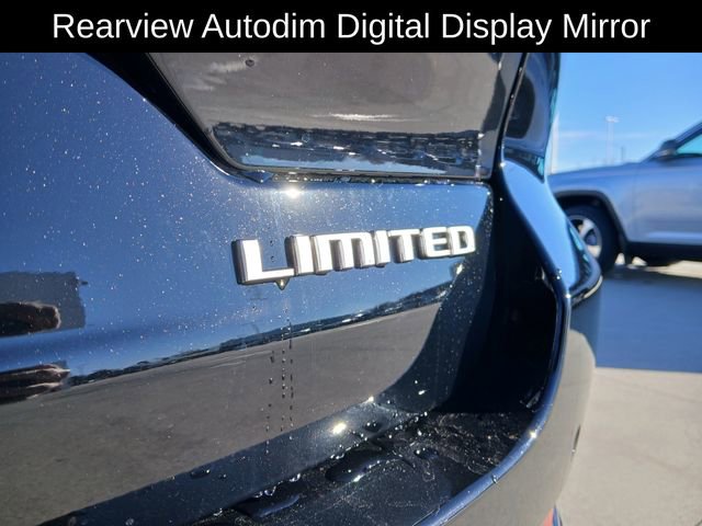 New 2025 Jeep Grand Cherokee Limited image 35