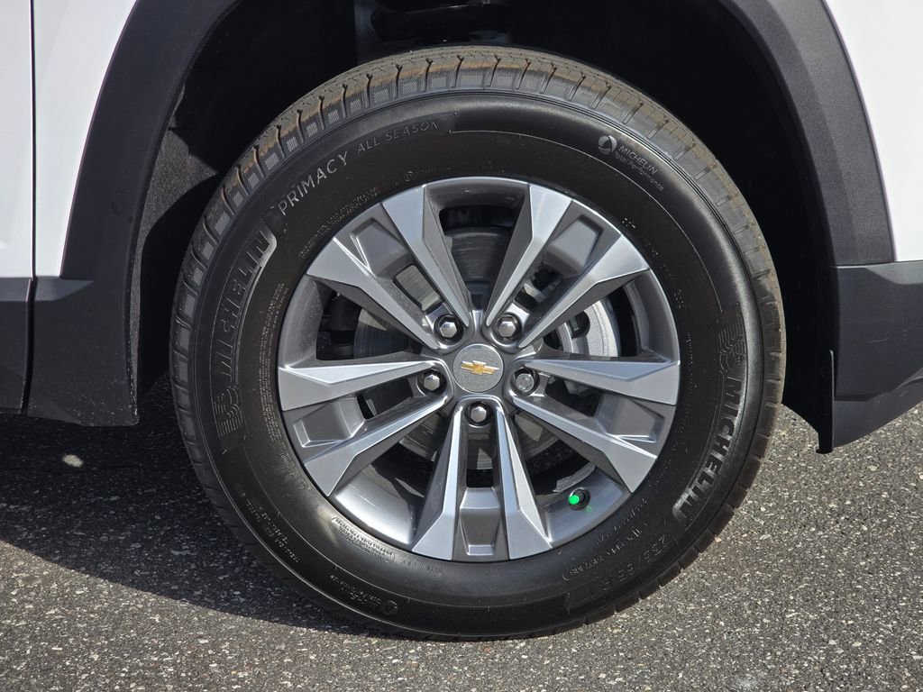 New 2026 Chevrolet Equinox LT image 12