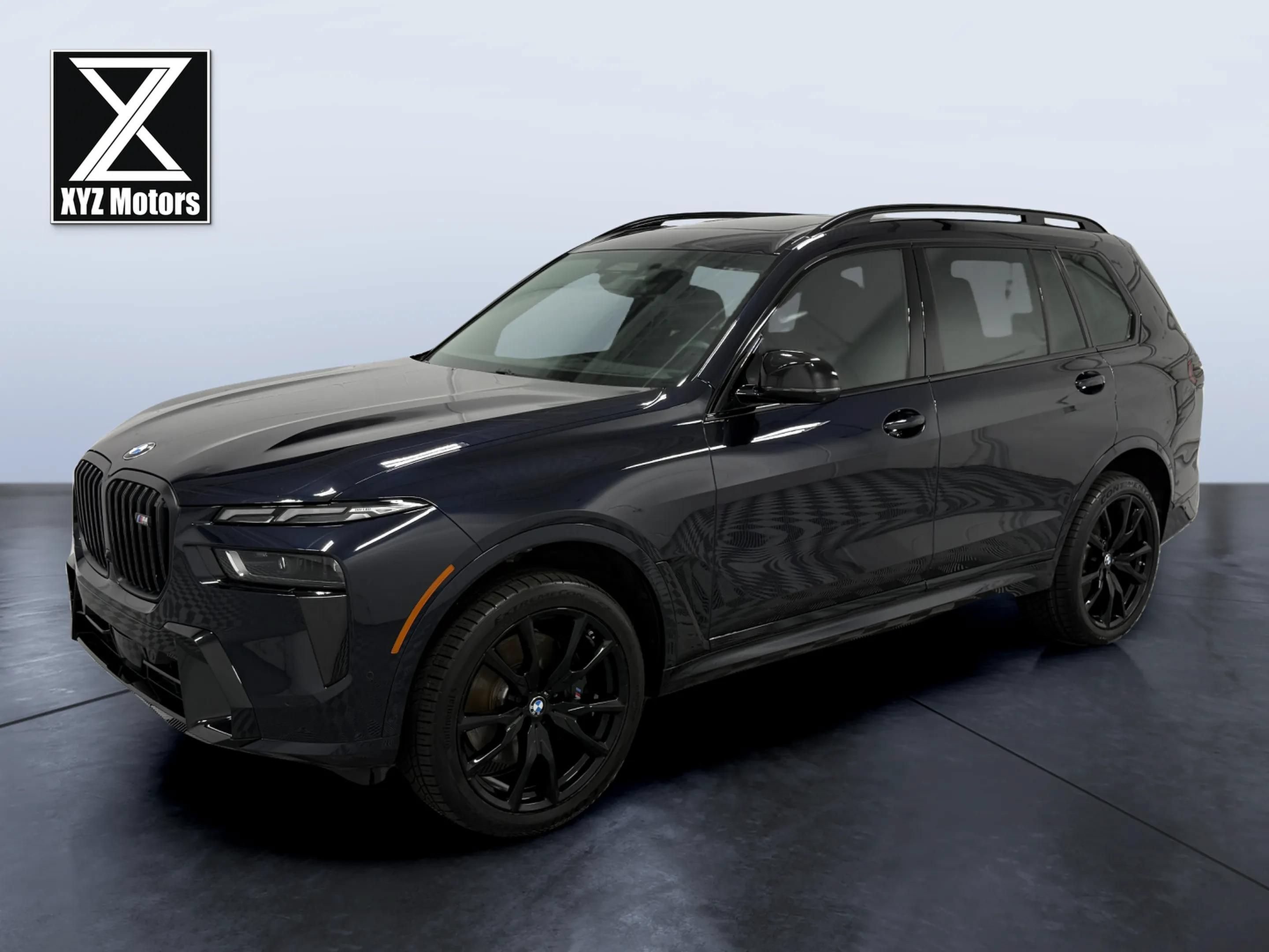 Used 2024 BMW X7 M60i AWD/4WD image 2