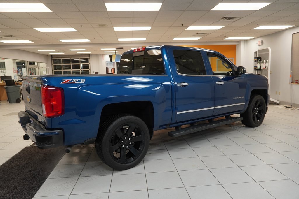 Used 2017 Chevrolet Silverado 1500 LTZ Z71 w/ LTZ Plus Package image 12