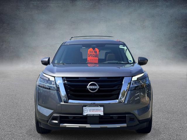 Used 2024 Nissan Pathfinder Platinum w/ Cargo Package FWD image 6