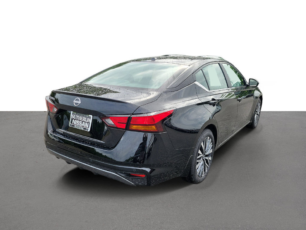 New 2026 Nissan Altima 2.5 SV FWD image 3