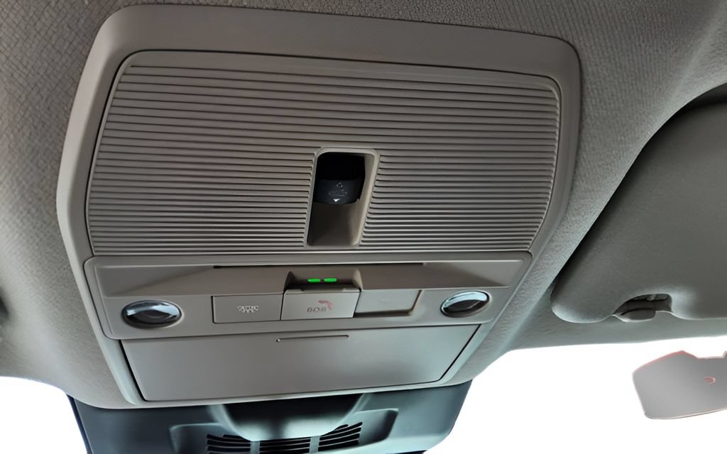 New 2026 Nissan Sentra SL w/ Floor Mat Package FWD image 9