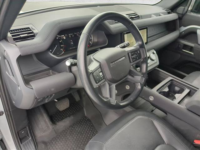 Used 2023 Land Rover Defender 110 X-Dynamic SE AWD/4WD image 9
