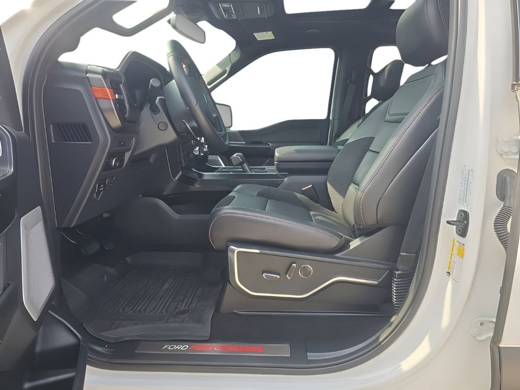 Used 2025 Ford F150 Raptor AWD/4WD image 10