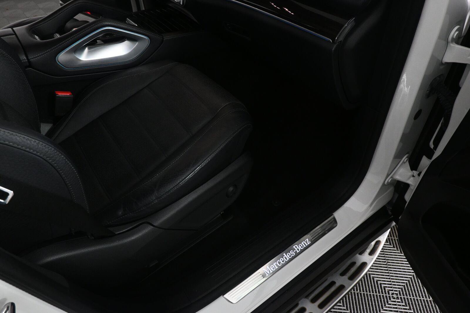 Certified 2022 Mercedes-Benz GLS 450 4MATIC image 23