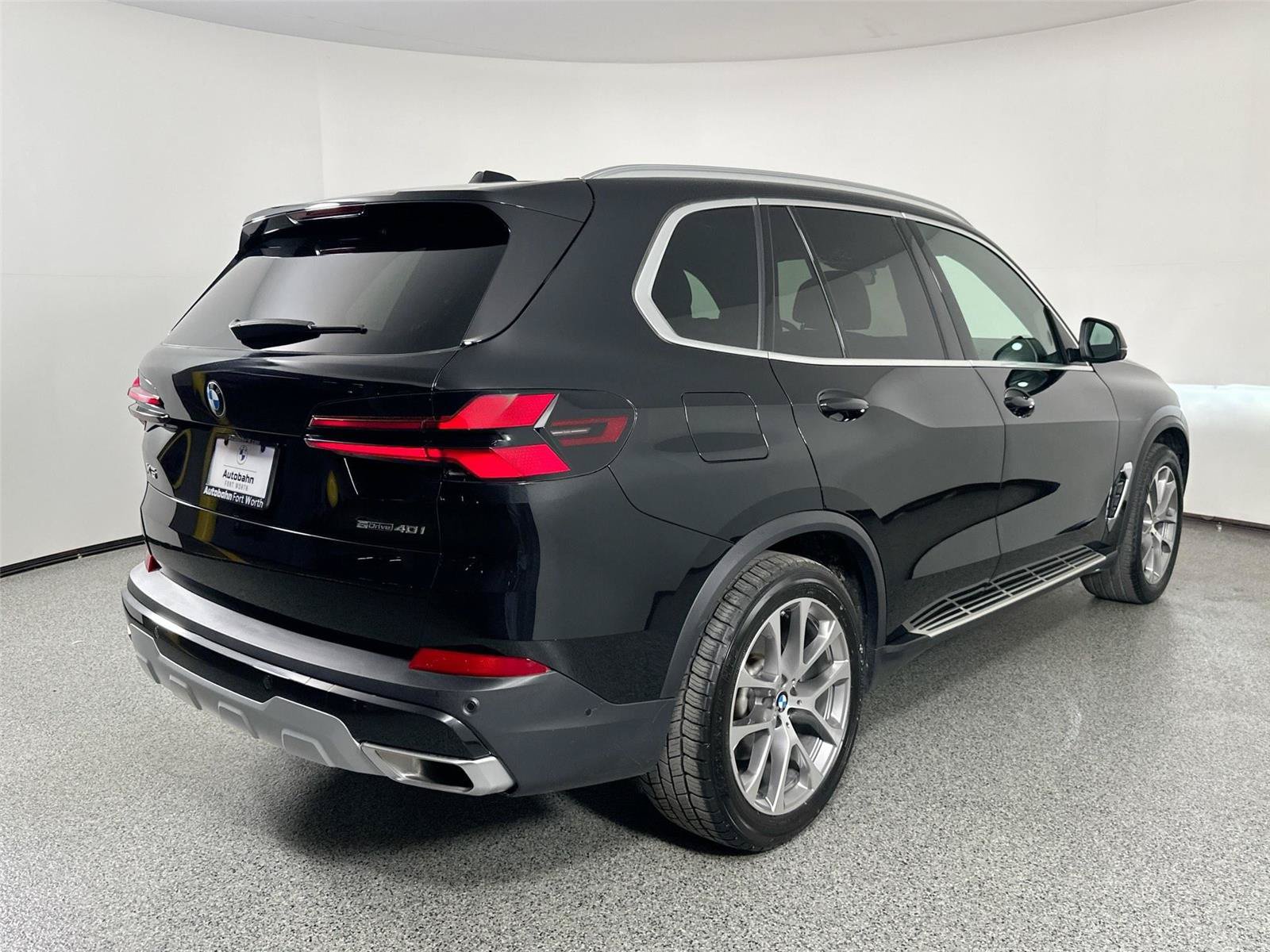 Used 2025 BMW X5 sDrive40i RWD image 4