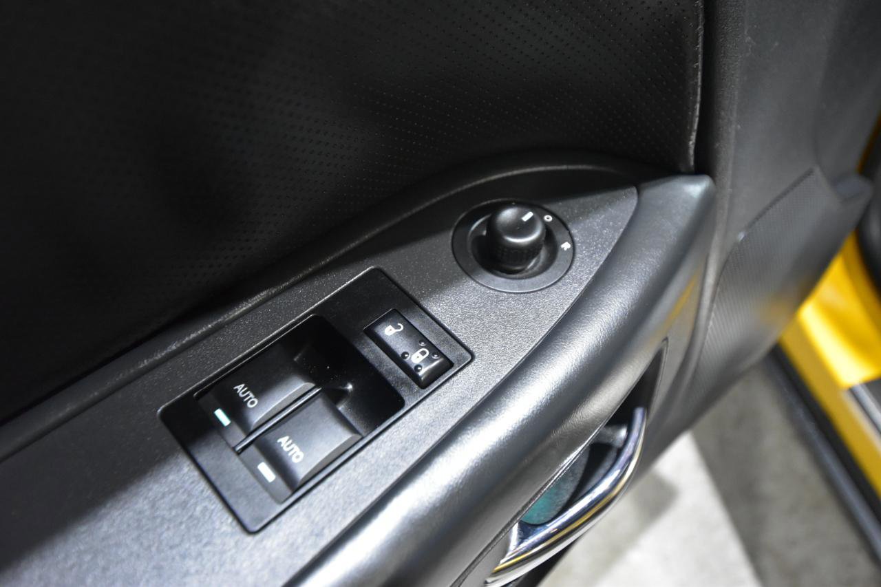 Used 2012 Dodge Challenger R/T image 15