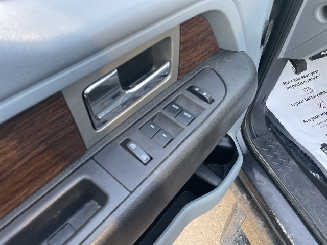 Used 2013 Ford F150 Lariat w/ Lariat Chrome Pkg AWD/4WD image 12
