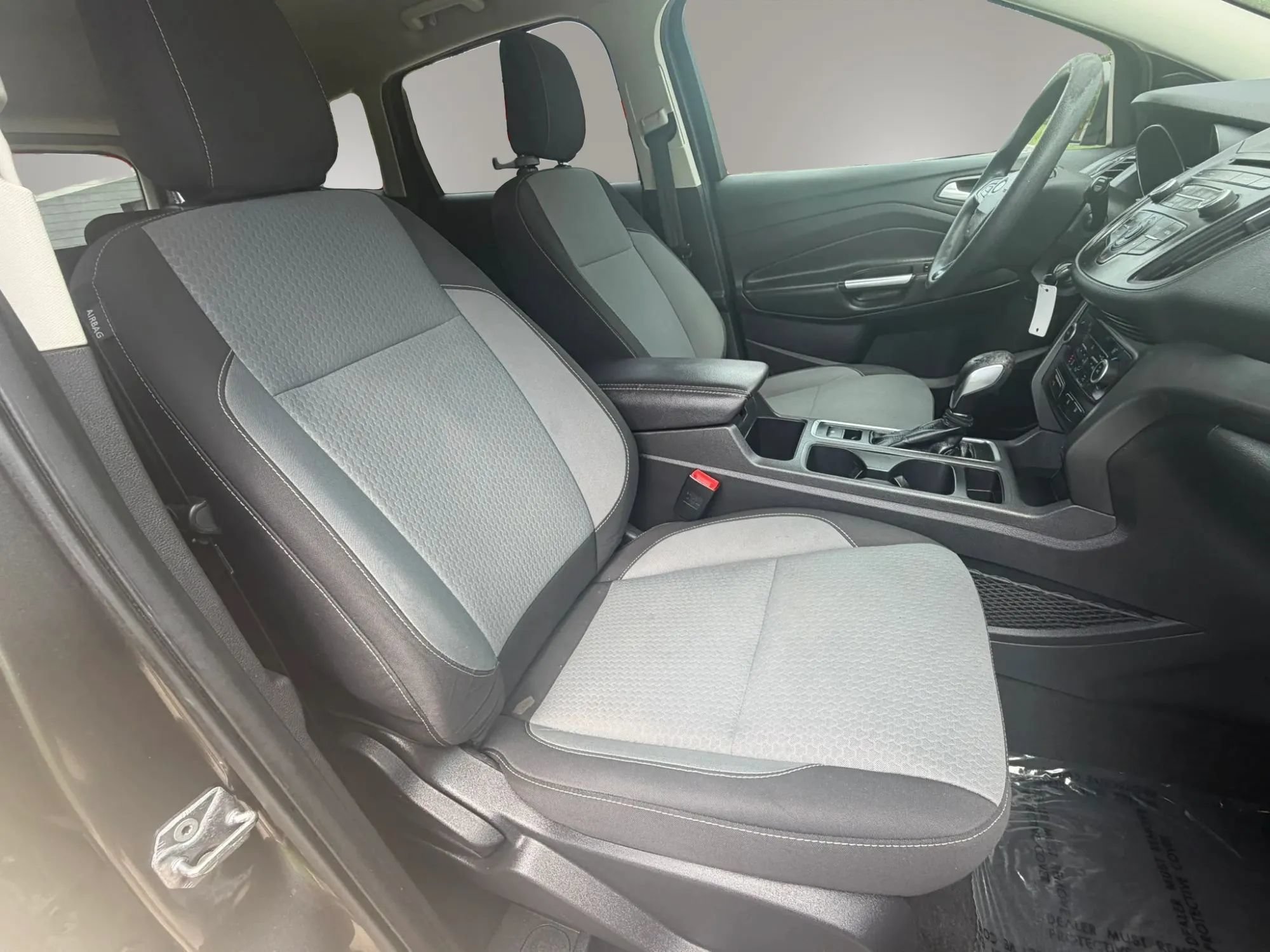 Used 2018 Ford Escape SE FWD image 34