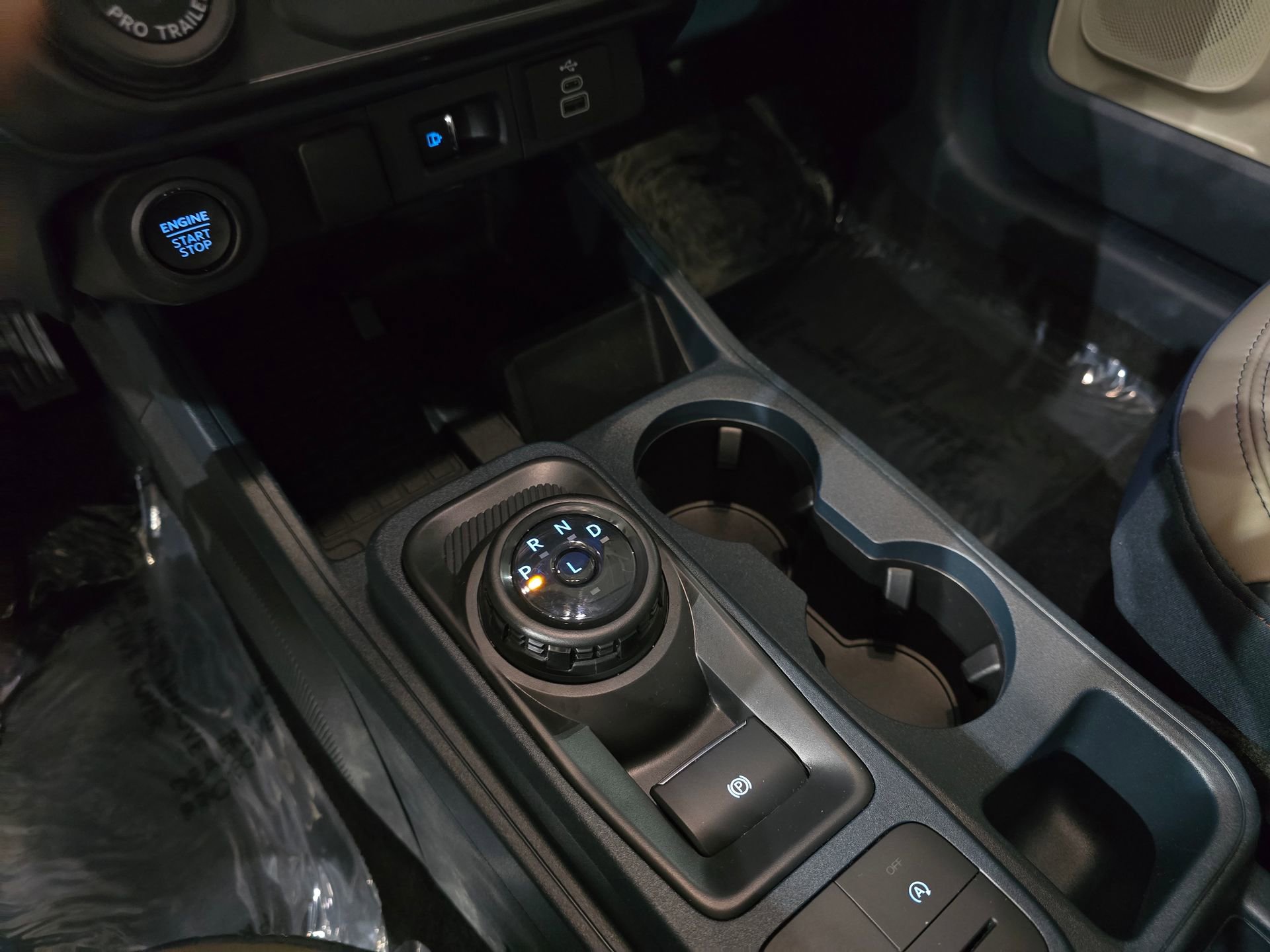 New 2025 Ford Maverick Lariat w/ 4K Tow Package image 33