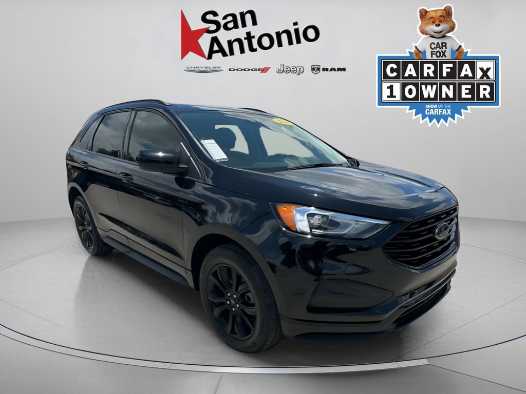 Used 2024 Ford Edge SE w/ Black Appearance Package