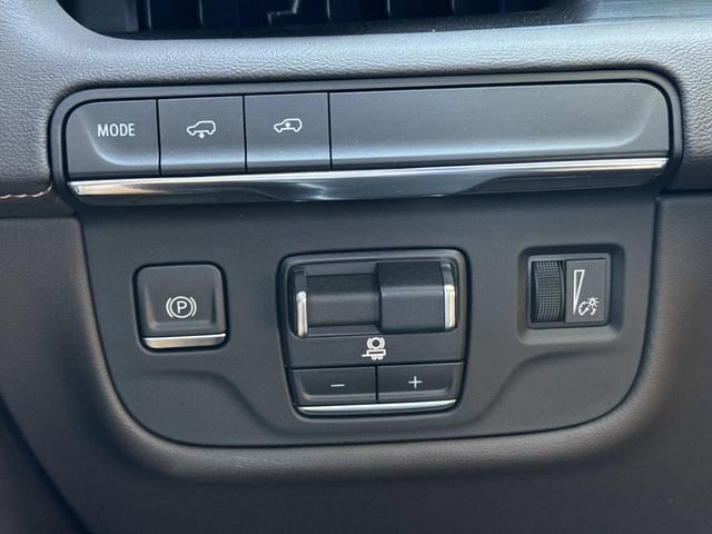 Used 2023 Cadillac Escalade Sport w/ LPO, ONYX Package image 23