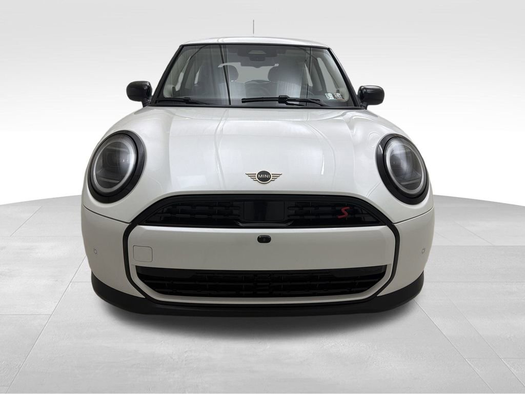 Certified 2025 MINI Cooper S image 4