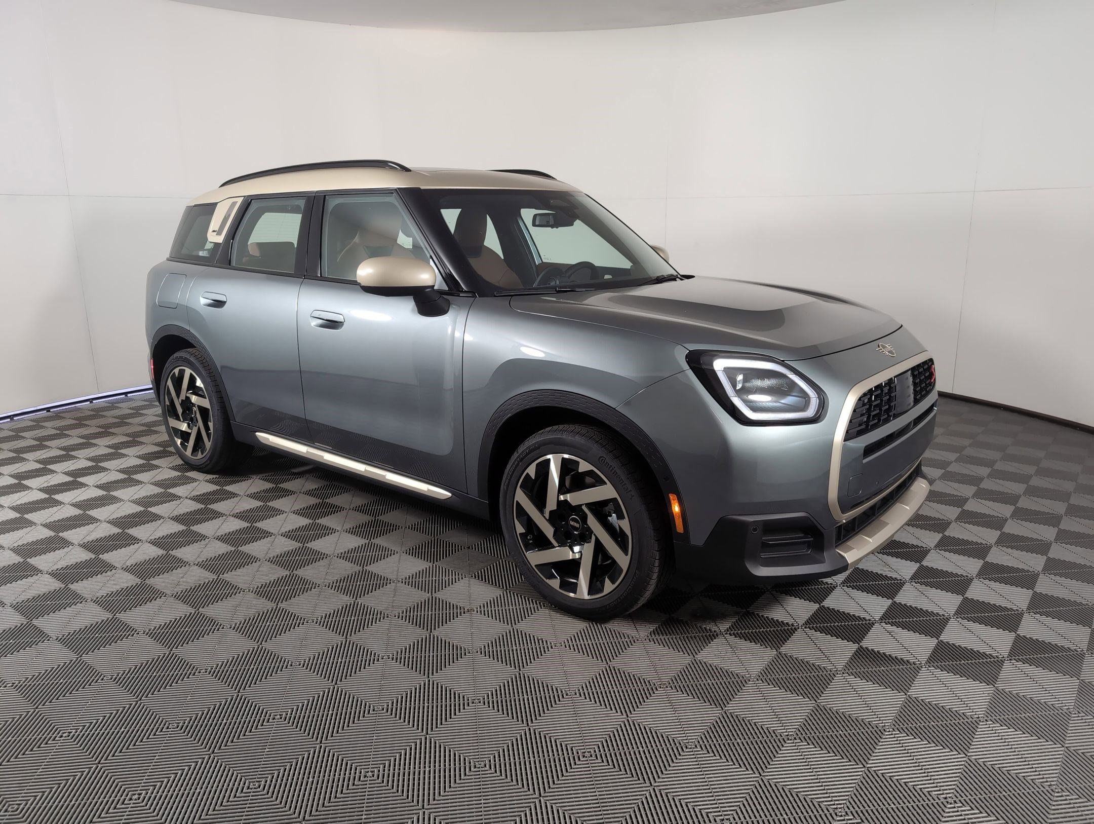 New 2025 MINI Cooper Countryman S image 5