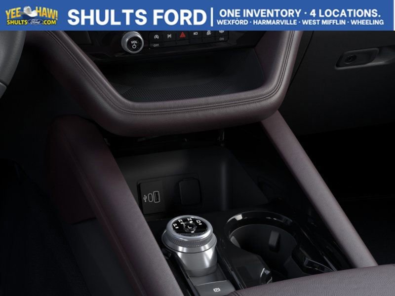 New 2026 Ford Explorer Platinum image 16