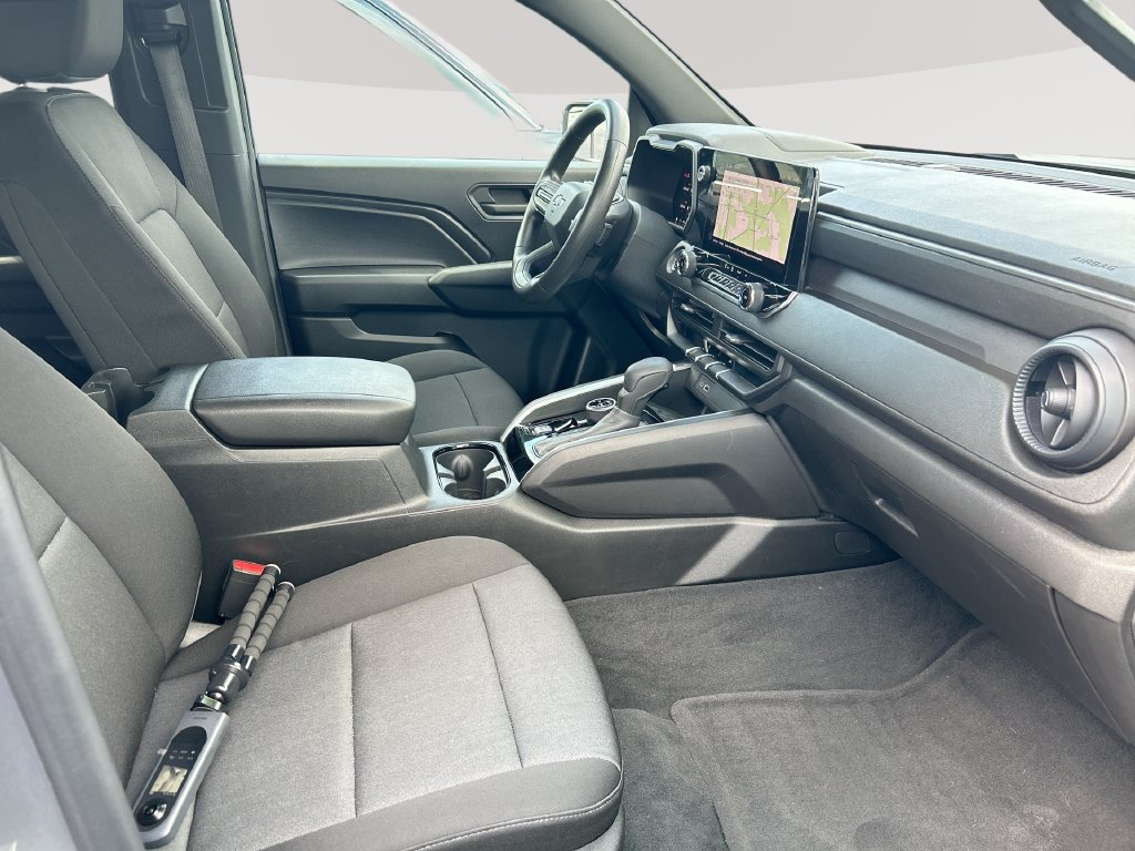 Used 2024 Chevrolet Colorado Trail Boss w/ Technology Package AWD/4WD image 24