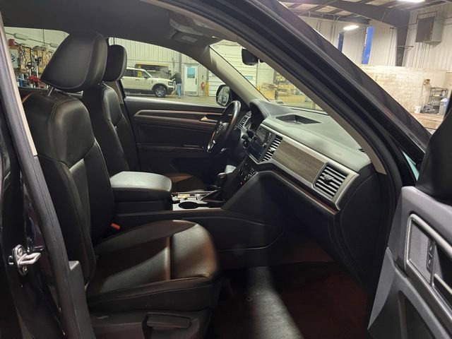 Used 2018 Volkswagen Atlas SE image 24