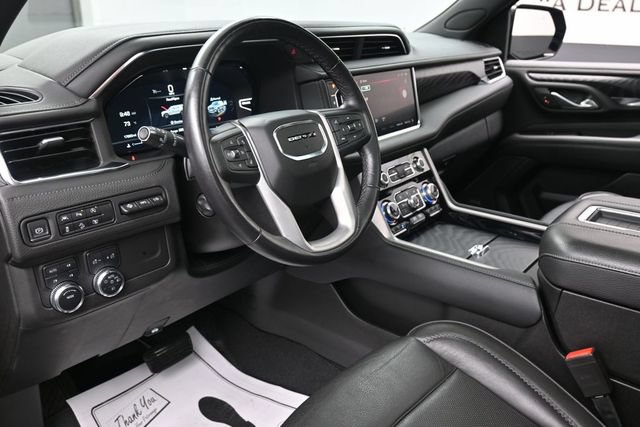 Used 2023 GMC Yukon XL Denali AWD/4WD image 14