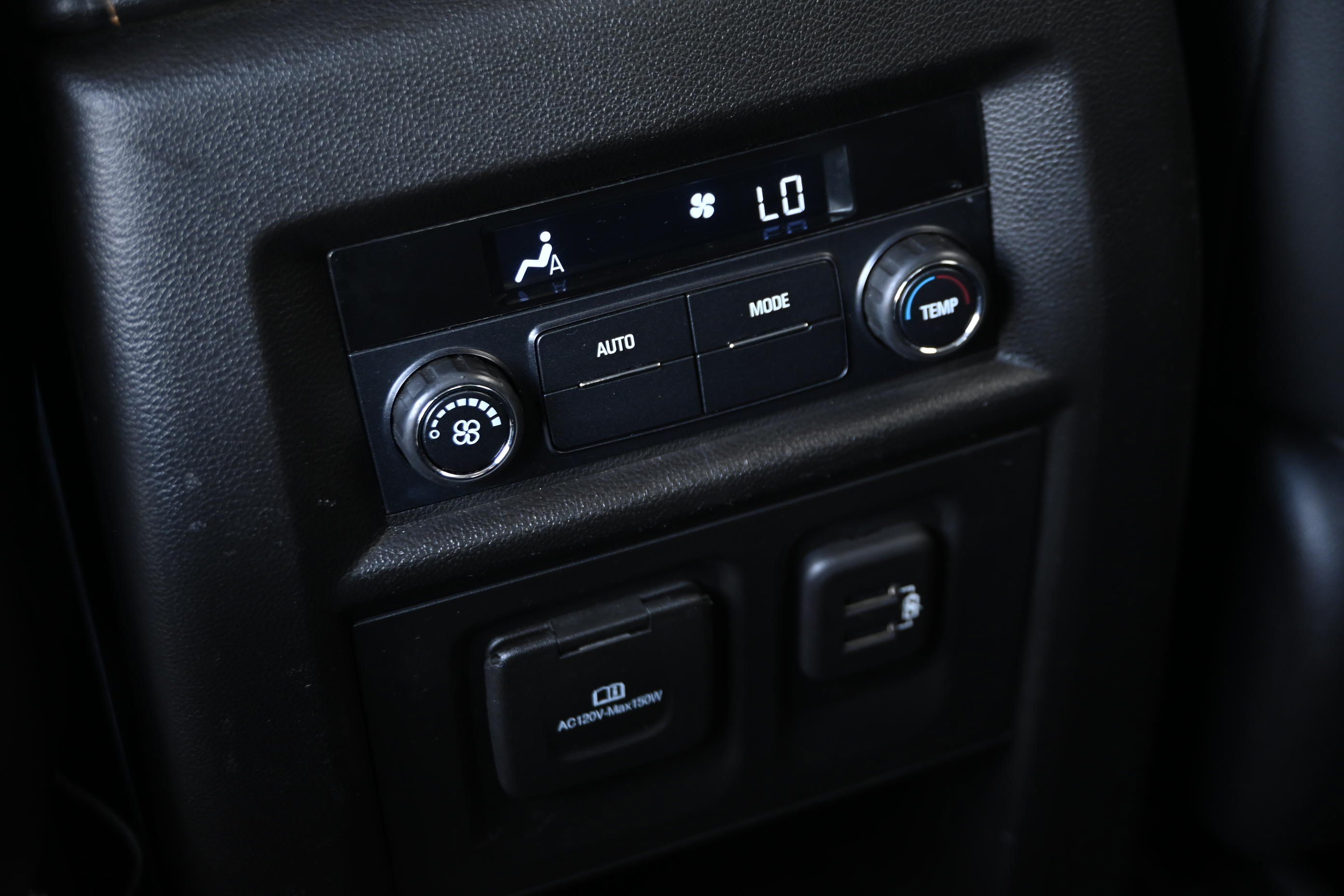 Used 2019 Chevrolet Traverse RS FWD image 28