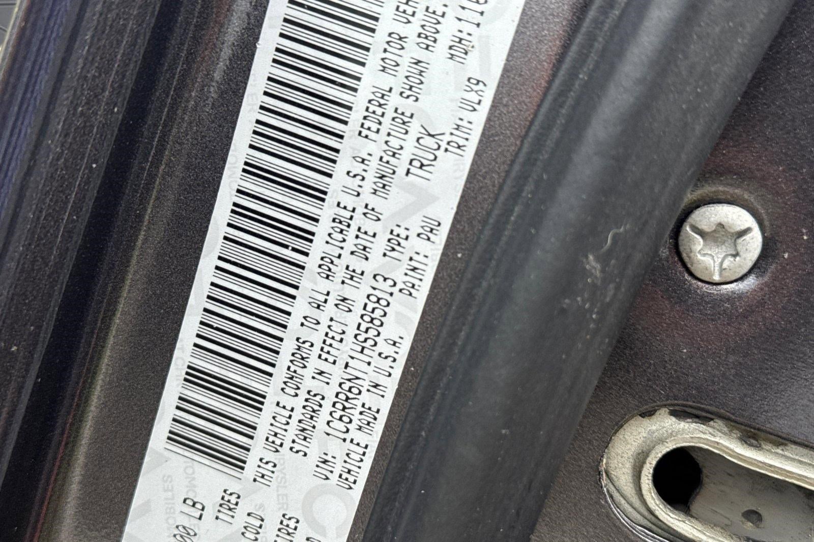 Used 2017 RAM 1500 Laramie RWD image 18