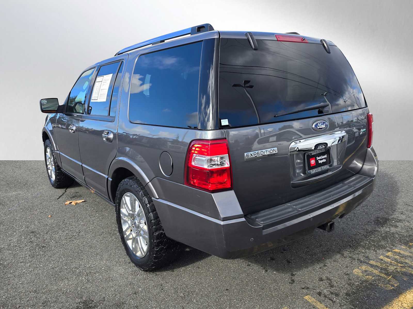 Used 2013 Ford Expedition Limited image 5
