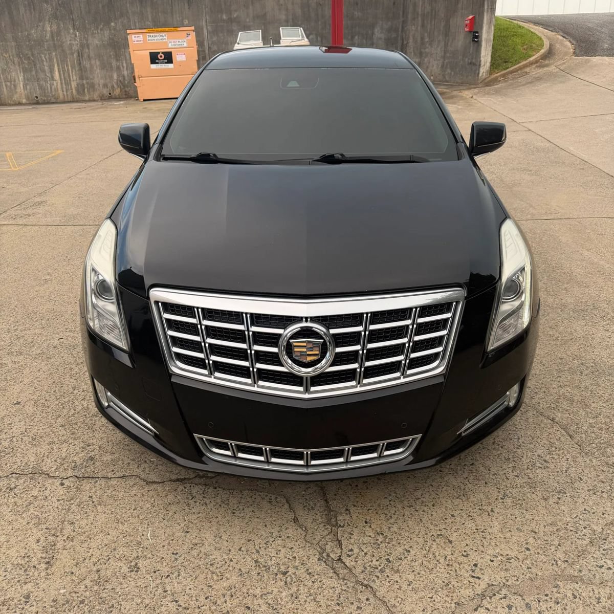 Used 2013 Cadillac XTS Premium FWD image 3
