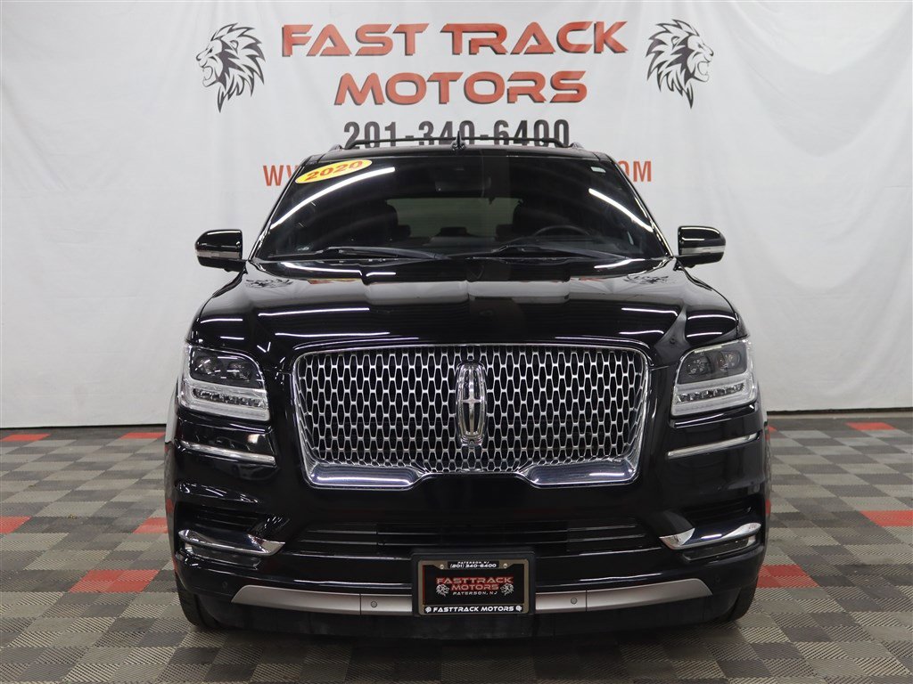 Used 2020 Lincoln Navigator Reserve w/ Luxury Package image 2