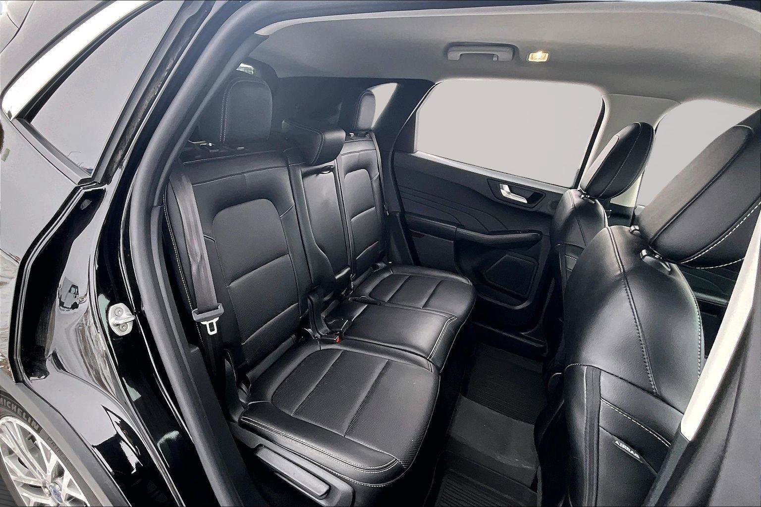 Used 2022 Ford Escape SEL w/ Technology Package image 27