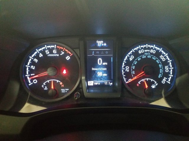 Used 2020 Toyota Tacoma SR image 9