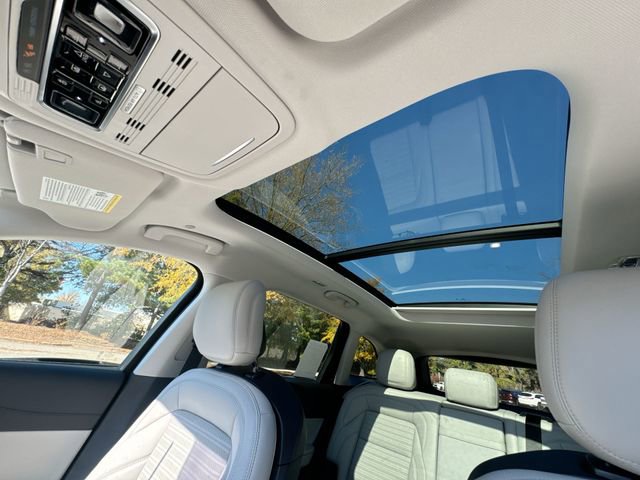 New 2026 Lincoln Nautilus Reserve w/ Jet Appearance Package AWD/4WD image 22