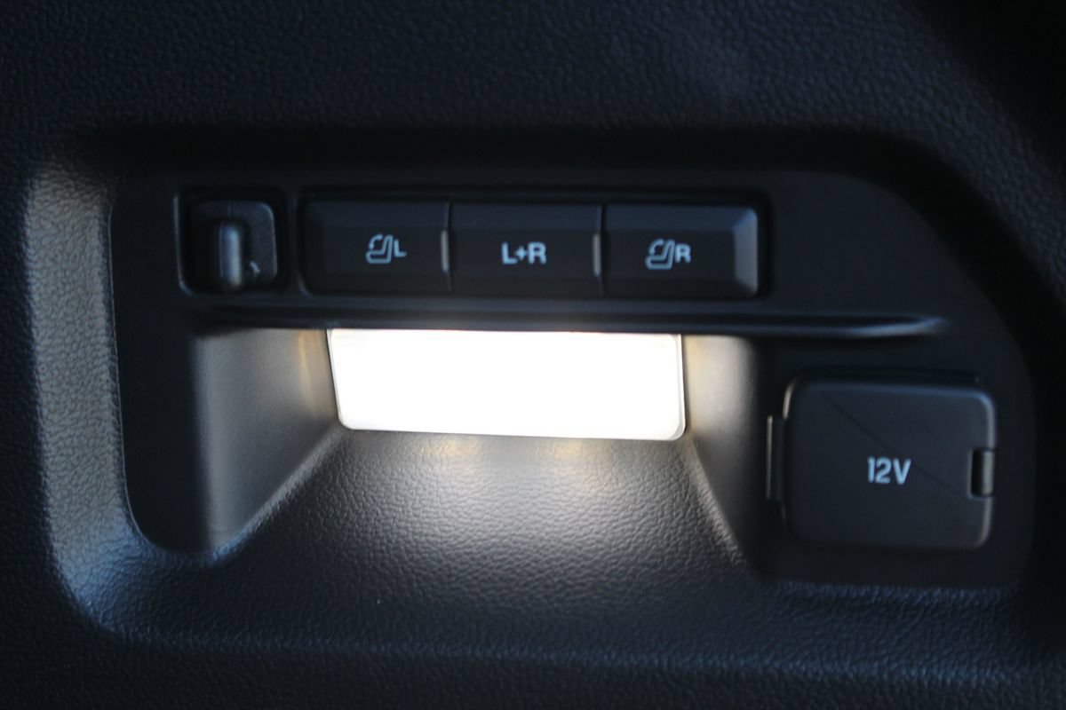 Used 2020 Ford Explorer ST w/ Premium Technology Package AWD/4WD image 38