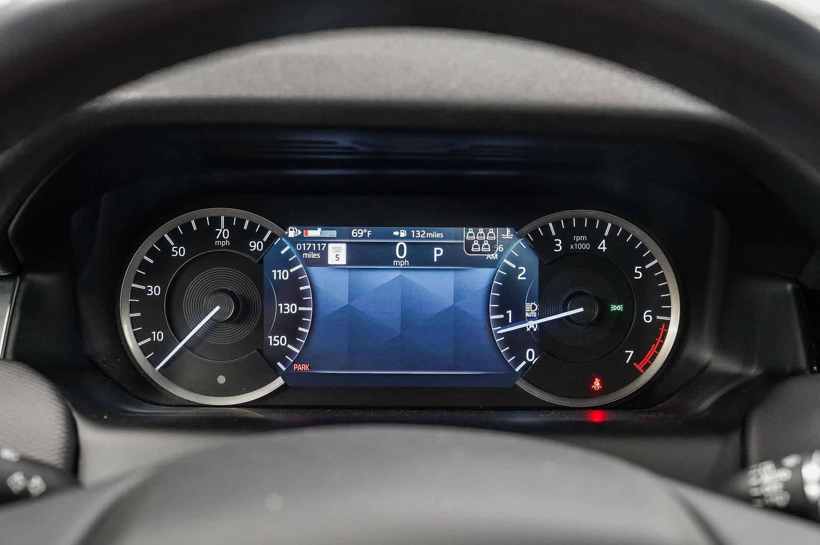 Used 2023 Land Rover Discovery Sport SE R-Dynamic AWD/4WD image 25
