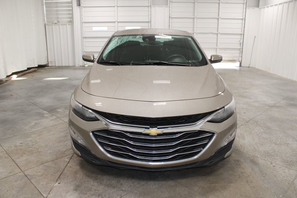 Used 2024 Chevrolet Malibu LT image 3