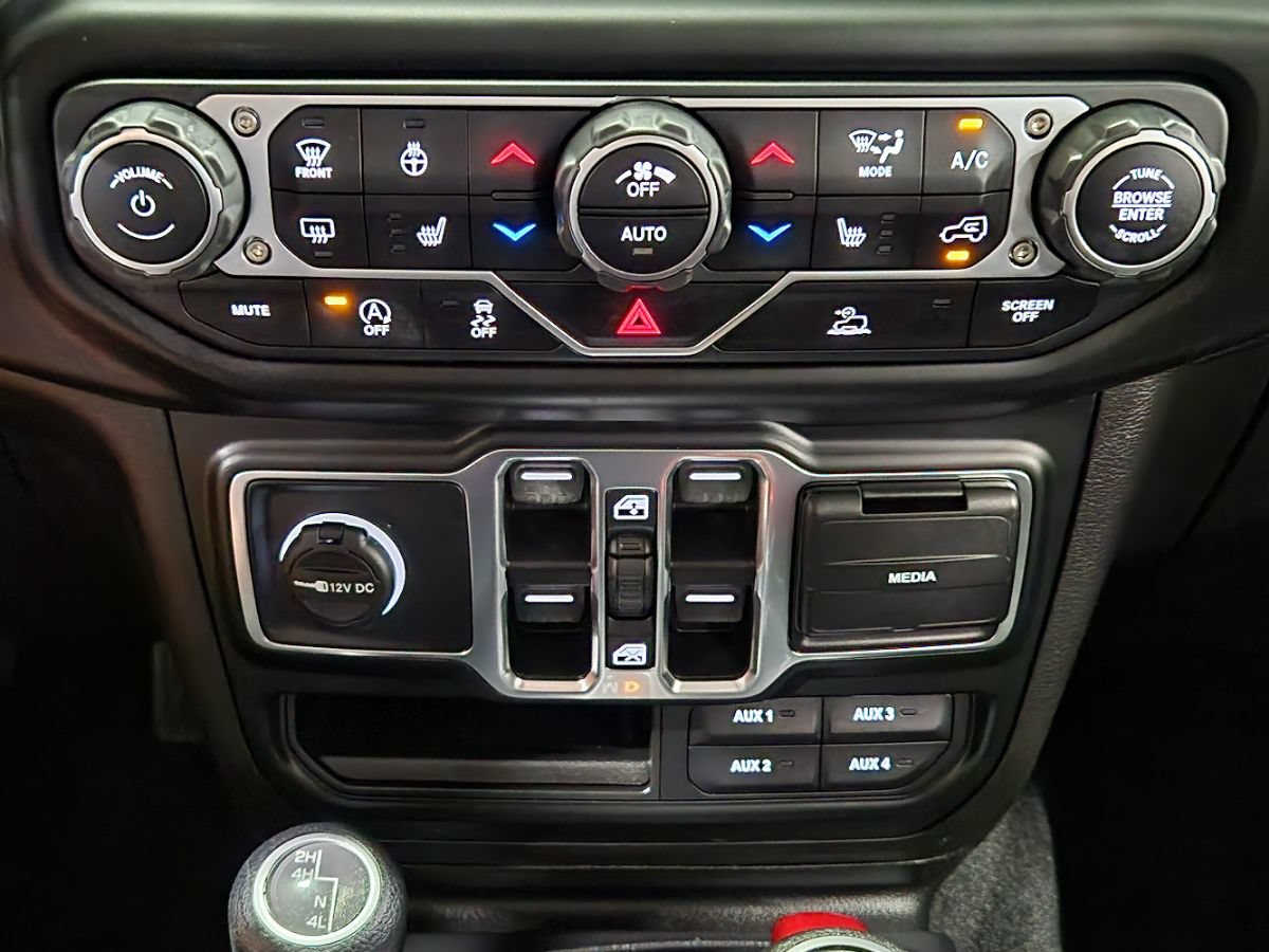 Used 2022 Jeep Wrangler Unlimited Sport AWD/4WD image 36